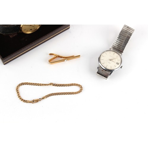 99 - Property of a deceased estate - a 9ct gold chain bracelet, approximately 5.0 grams; together with a ... 