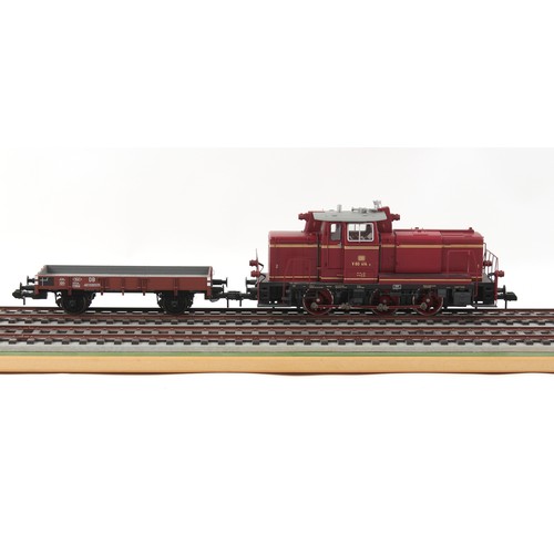 282 - Property of a lady - model railways - a finely detailed Marklin 'O'-gauge DB Class V 60 diesel locom... 