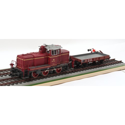 282 - Property of a lady - model railways - a finely detailed Marklin 'O'-gauge DB Class V 60 diesel locom... 