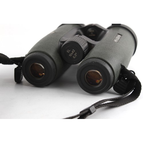 242 - Property of a lady - a pair of Swarovski EL 10 x 42 binoculars, in case.