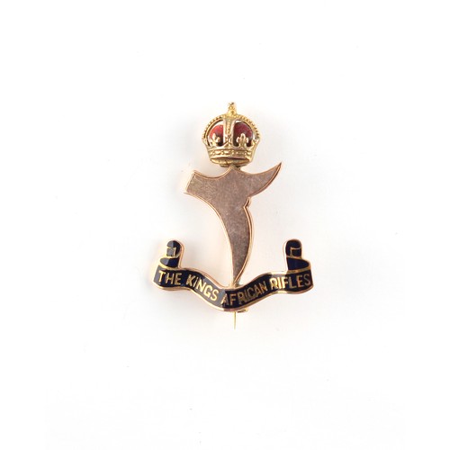 151 - Property of a deceased estate - a 9ct gold & enamel The Kings African Rifles sweethearts brooch, 35m... 