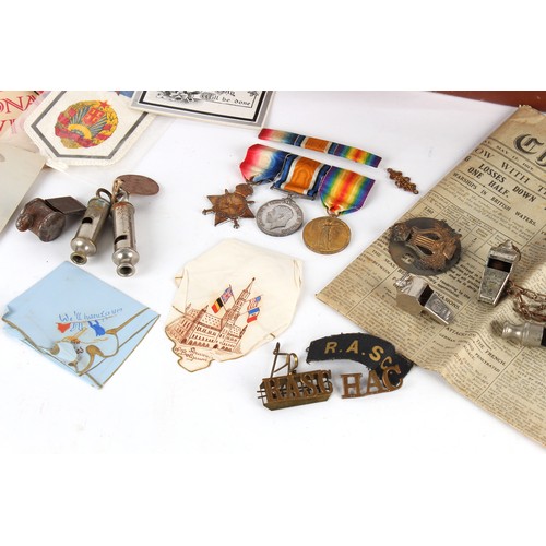 539 - Property of a gentleman - a quantity of assorted militaria & military related ephemera, including a ... 