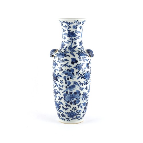 109 - Property of a gentleman - a late 19th / early 20th century blue & white slender vase, decorated with... 