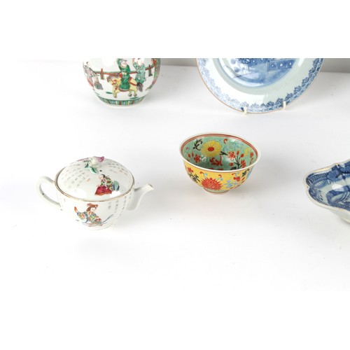 173 - Property of a deceased estate - a quantity of assorted Chinese ceramics, 18th century & later, inclu... 