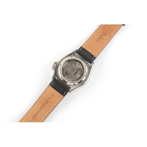 9 - Property of a deceased estate - a gentleman's Seiko diver's watch, with glazed back visible movement... 