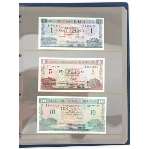 134B - Property of a deceased estate - a collection of bank notes - a collection of Great Britain (England,... 