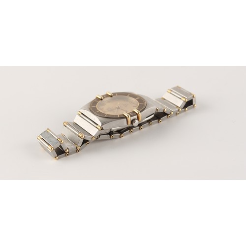 15 - Property of a lady - a lady's Omega Constellation Chronometer Quartz bi-metallic wristwatch on integ... 