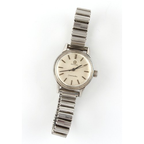 44 - Property of a lady - a lady's Omega Seamaster stainless steel wristwatch, 22mm diameter, appears to ... 