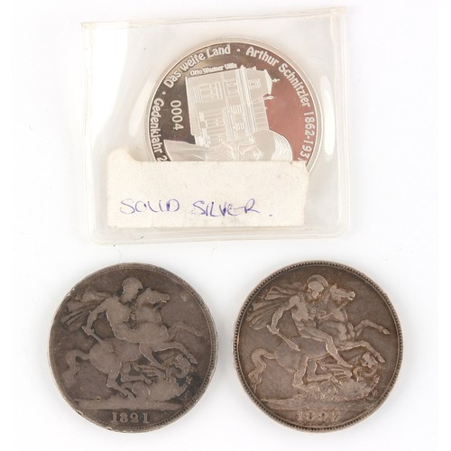 186 - Property of a gentleman - coins - an 1821 George IV silver crown, worn; together with an 1893 Queen ... 