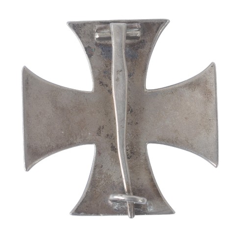 WW1 German Convex Iron Cross First Class. Good crisp detailing , pin ...