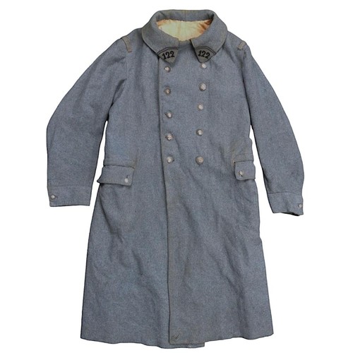 47 - WW1 French 22nd Infantry Regiment M15 Greatcoat. WW1 French infantry greatcoat of the Model 1915 wit... 