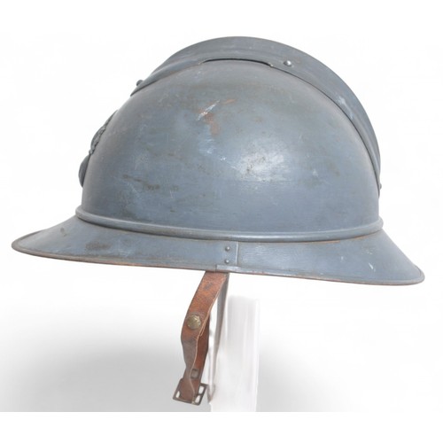 42 - WW1 French M15 Infantry Adrian Helmet . Early issue M15 French Adrian helmet with flaming grenade ba... 