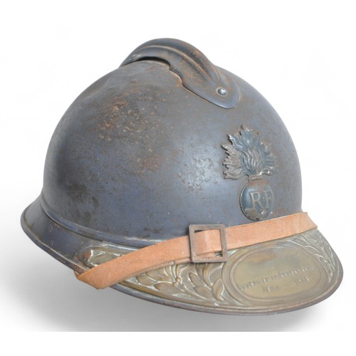 44 - WW1 French Souvenir Plaque Adrian Helmet.Kept by French WW1 veterans on authority of the French gove... 