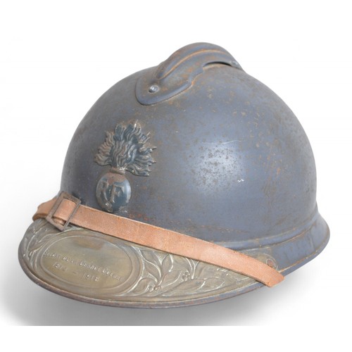 44 - WW1 French Souvenir Plaque Adrian Helmet.Kept by French WW1 veterans on authority of the French gove... 