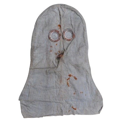 77 - WW1 British PH Anti-Gas Hood 1915/16. A rare example of the PH Anti gas hood with internal tube , ex... 