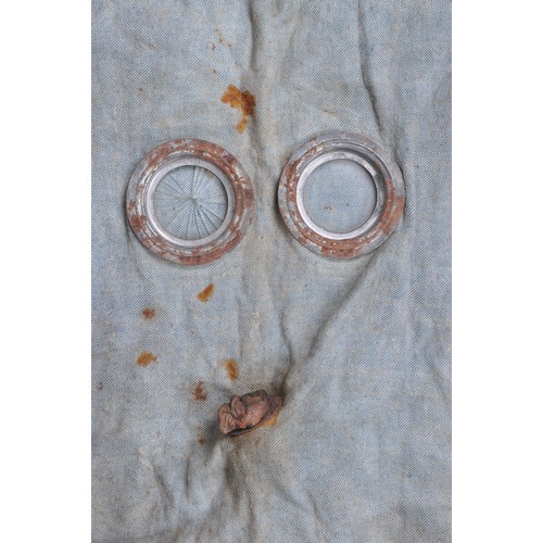 77 - WW1 British PH Anti-Gas Hood 1915/16. A rare example of the PH Anti gas hood with internal tube , ex... 