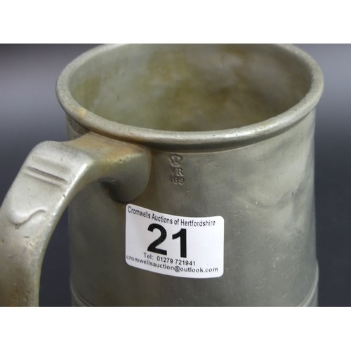 21 - Victorian pewter quart pub tankard, J Grant Gardeners Arms York Hall Loughton. 15cm high.