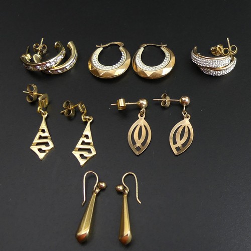 209 - A collection of six pairs of 9 carat gold earrings. 8.4 grams.