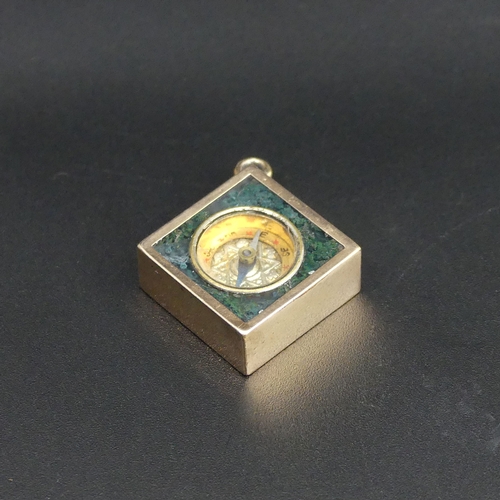 63 - Victorian gold compass fob. 9 grams. 19.5 mm square x 8 mm wide.
UK Postage £10.