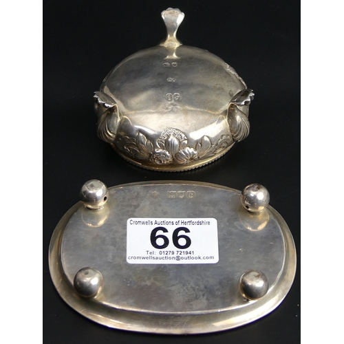 66 - Victorian silver salt London 1884 and a Victorian silver teapot stand London 1898. 144 grams. Stand ... 