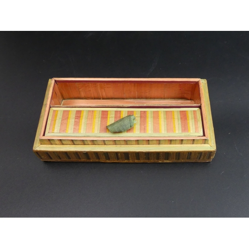 125 - Napoleonic Prisoner of War (1793-1815) straw work box. 90 x 45 x 28 mm. UK Postage £12.