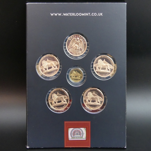 135 - The Battle of Waterloo 1815-2015 anniversary medal collection, including a 14ct gold example (7 gram... 