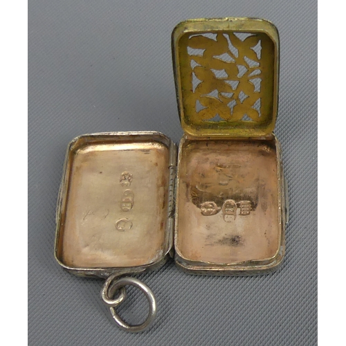 62 - George III silver vinaigrette, Samuel Pemberton, Birmingham 1784. 30 mm wide. 7.9 Grams. UK Postage ... 