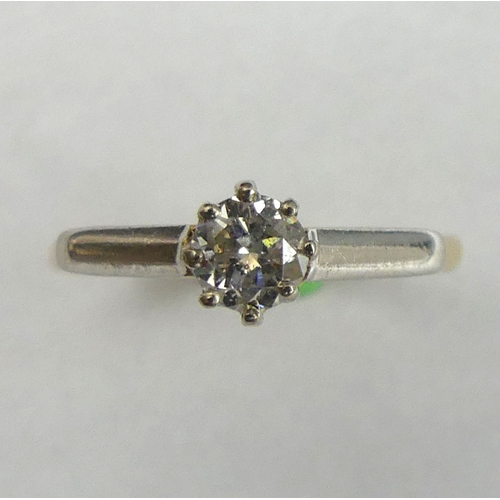 3 - 18ct gold single stone diamond ring (approx .25ct), 2.1 grams. Size K 1/2top 5.5 mm. UK Postage £12.