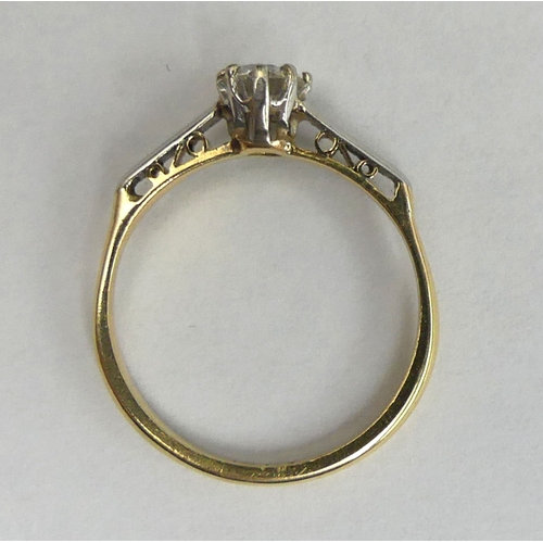 3 - 18ct gold single stone diamond ring (approx .25ct), 2.1 grams. Size K 1/2top 5.5 mm. UK Postage £12.