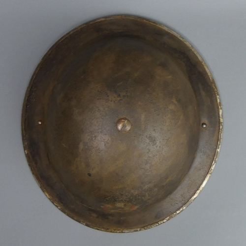 142 - World War II 1939 firemans tin helmet. 29 x 31 cm. UK Postage £16.
