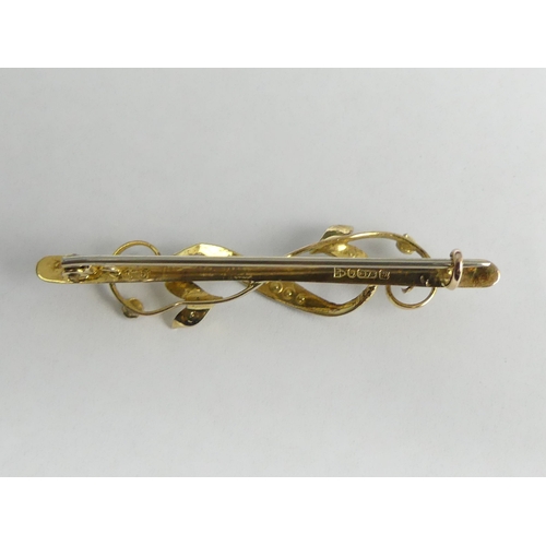 10e - George V 9ct gold seed pearl set brooch, Chester 1919, 2.5 grams. 50 mm wide. UK Postage £12.