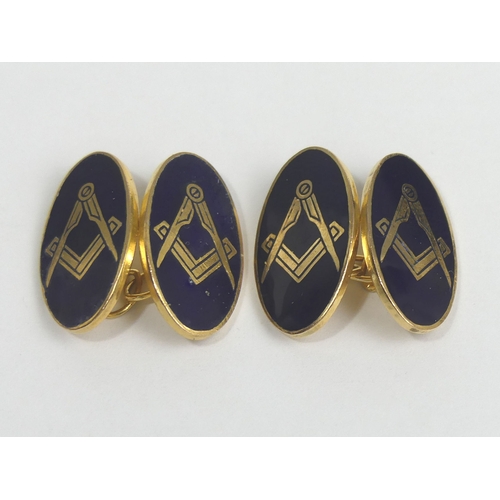 30a - A pair of 9ct gold and enamel masonic cufflinks, 8.7 grams. 18 mm. UK Postage £12.