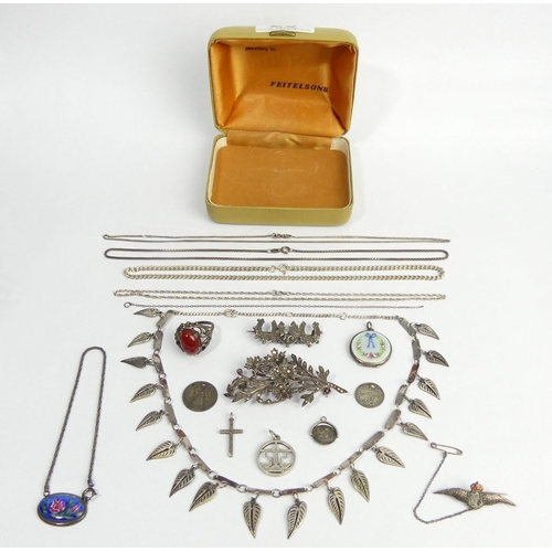 20 - Various items of silver jewellery, including a Victorian horseshoe brooch and an enamelled locket. 1... 