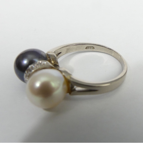 5 - 18ct white gold two colour cultured pearl and diamond ring, 5.7 grams. Size P, 9.2 mm. UK Postage £1... 