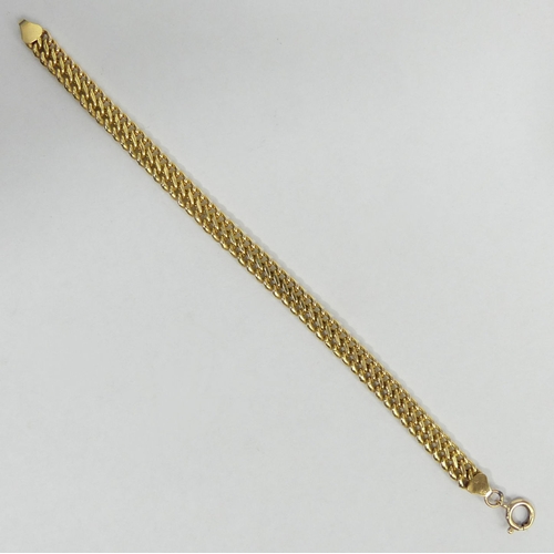 53 - 9ct gold double curb link bracelet, 4.9 grams. 18 cm x 6.9 mm. UK Postage £12.