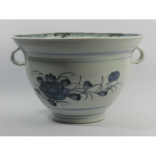 279 - Large Chinese blue and white porcelain twin handled bowl. 24 x 37 cm. UK Postage £32.