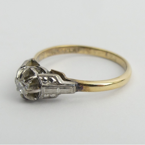 13 - 18ct gold and platinum diamond solitaire ring, 2.8 grams. Size S, 6.5 mm. UK Postage £12.