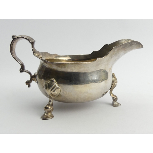 193 - Georgian silver sauce boat, London 1783, 320 grams. UK Postage £12.