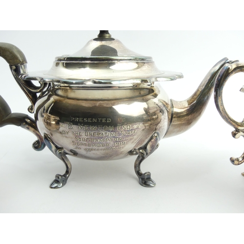 204 - Silver plated bachelors three piece teaset. Teapot 13.5 cm high. UK Postage £12.