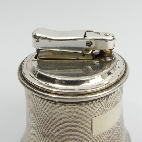 225 - Collibri silver table lighter, London 1962. 7 cm high.  UK Postage £12.