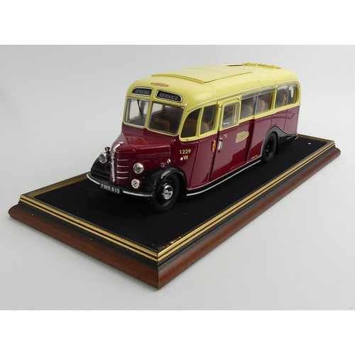 365 - A boxed Sun Star limited edition Diecast model 1:24 scale FWO 615 British Railways Bedford OB Duple ... 