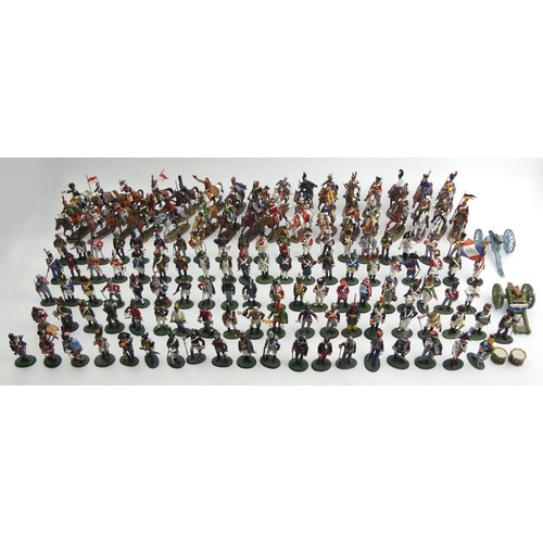 378 - A large collection of Del Prado diecast soldier figures. Collection only.