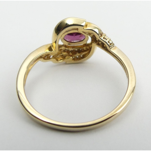15 - 9ct gold rhodolite and white zircon ring, 3 grams. Size S. UK Postage £12.