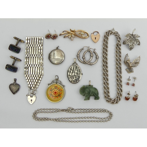 19 - A box of mostly silver jewellery including earrings, brooches and an 8 bar silver gate bracelet, 145... 