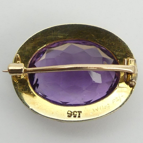 30 - 9ct gold amethyst and seed pearl brooch, 5.6 grams, 23 x 18mm.  UK Postage £12.