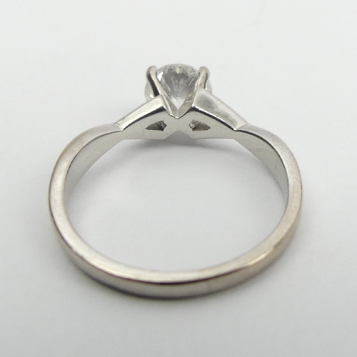 10 - 18ct white gold .8ct diamond solitaire S1-2 
G colour with Lab report, 2.6 grams, 5.7mm, Size J. UK ... 