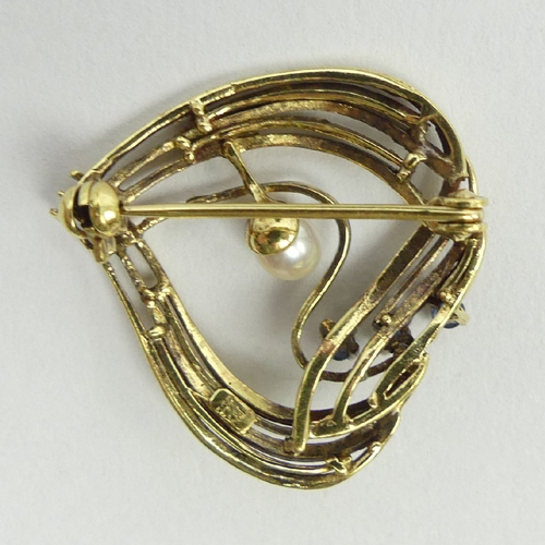 27 - 9ct gold, sapphire and cultured pearl witches heart brooch, 3 grams, 28mm. UK Postage £12.