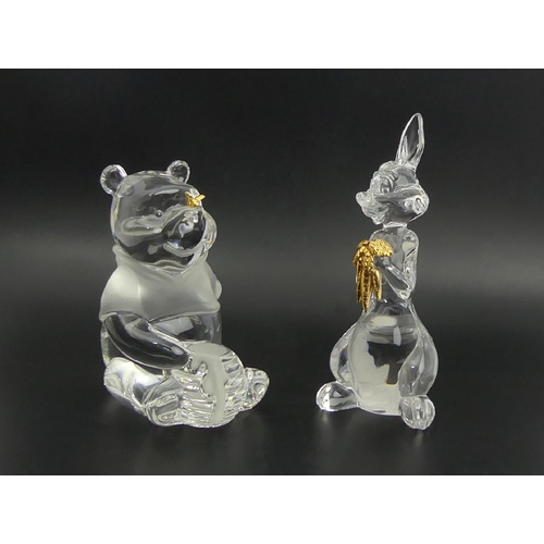 230 - Lennox lead crystal Disney figure A present from Pooh and Winnie the Pooh, 15cm. UK Postage £16.