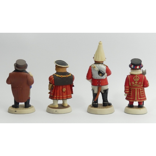 237 - Four Robert Harrop dog figures V13 - Bullmastiff Horse Guard, Bulldog Beefeater, Bulldog Henry VIII,... 