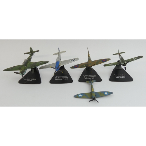 304 - A collection of die cast model aeroplanes including Corgi. Widest 19cm. UK postage £18.